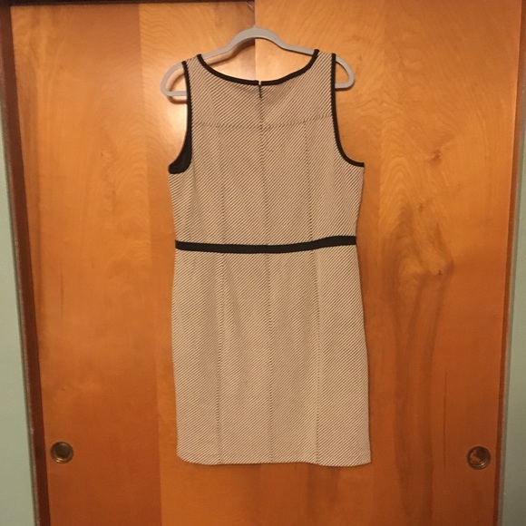 Ann Taylor Factory-sweater knit dress - Picture 2 of 2